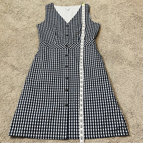 J. Crew Cotton Navy & White Gingham-Print V-Neck Button-Front Dress. Size 2. - Picture 10 of 13